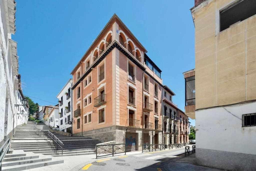 Luxe Haven In Granada Apartment Exterior photo